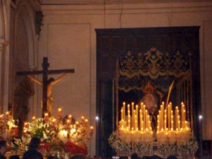 El Cristo frente a la Virgen de los Dolores en la Procesión del Silencio de 2007